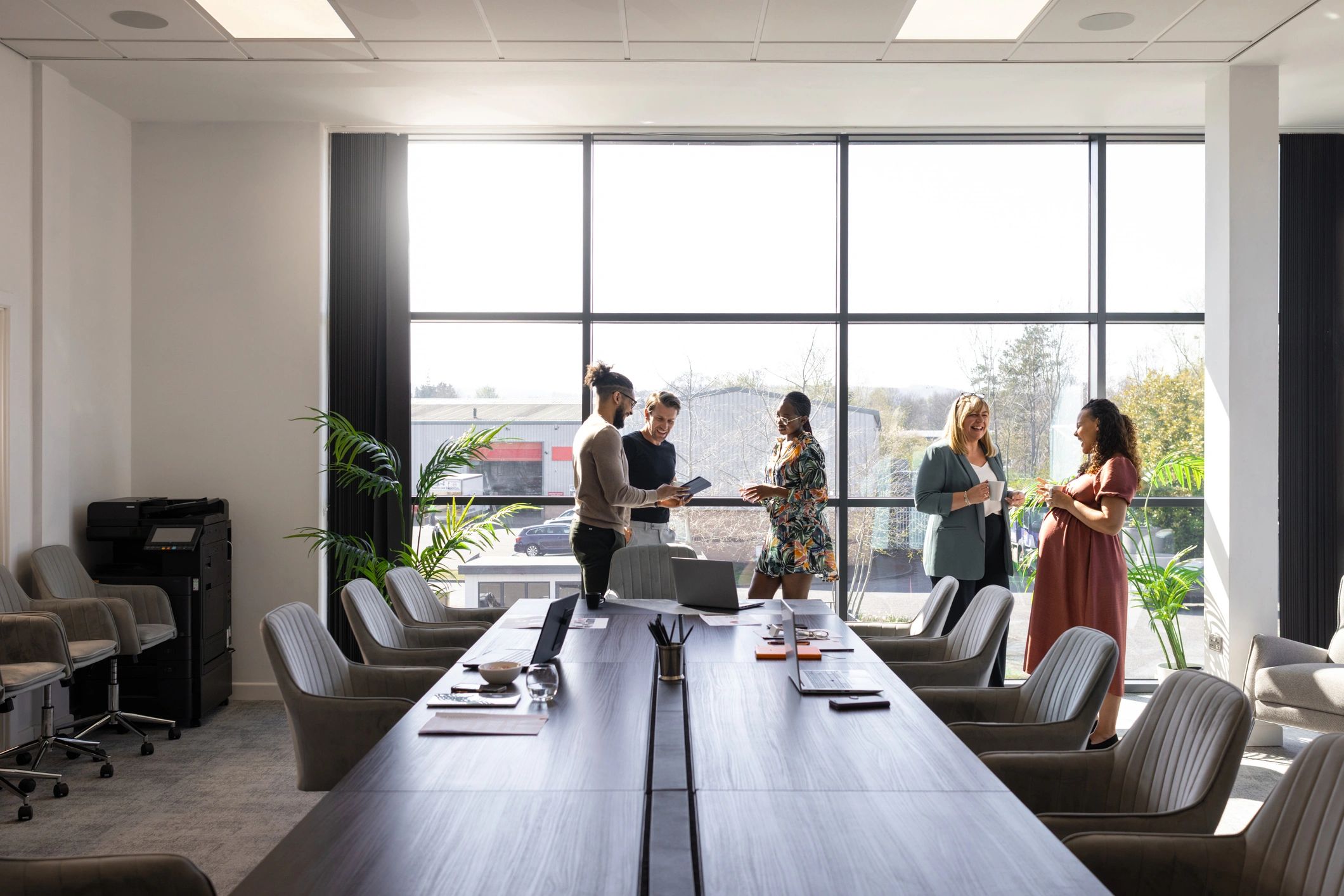Enterprise partners meeting to discuss technology collaboration